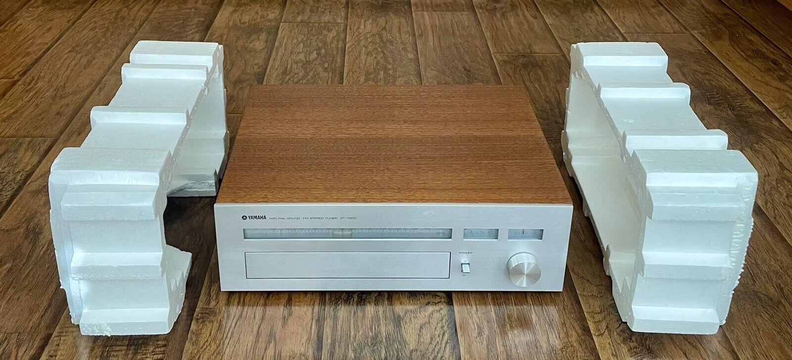 Vintage Yamaha Natural Sound FM Tuner CT-7000 — Tested/Working — VG Condition
