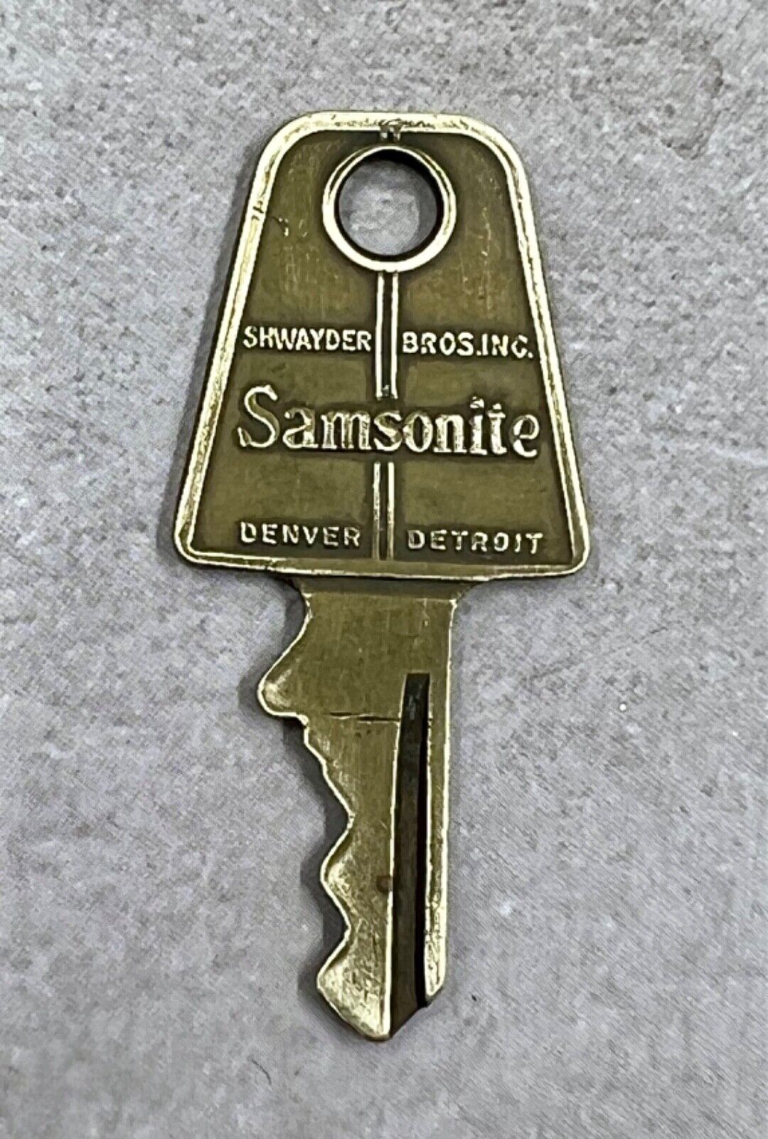 Vintage Brass Shwayder Bros.Inc.Samsonite Denver, Detroit  U.S.A Luggage Key 94