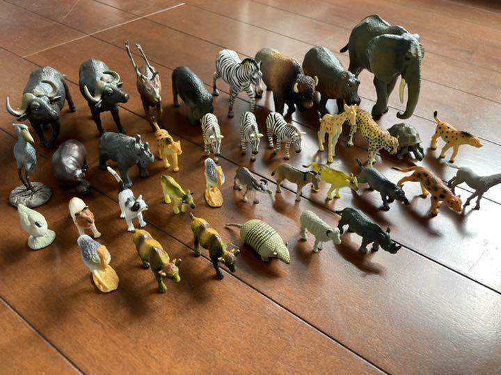 Miniature Planet Animal Figure Bulk Sale 36 points MINT