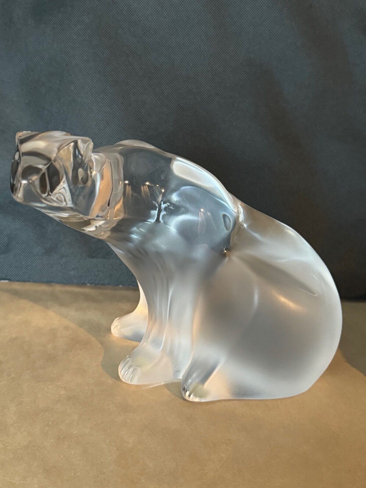Lalique Crystal Polar Bear French Art Glass Sculpture Figurine #11637 MINT