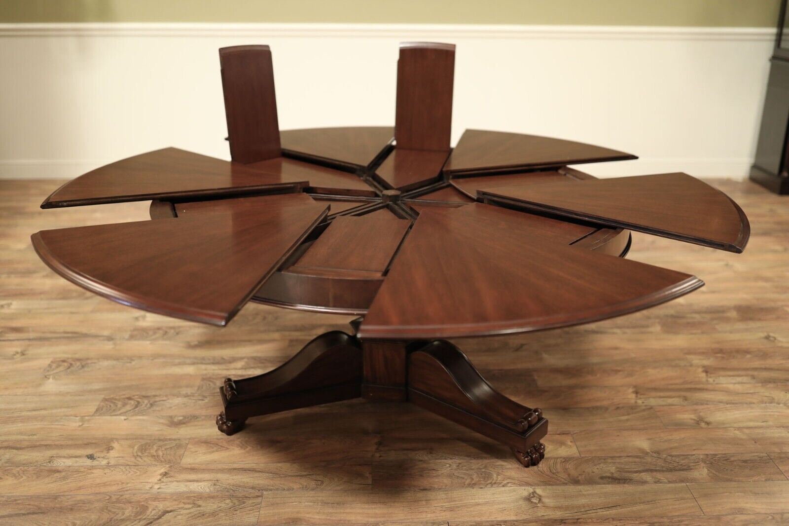Theodore Alexander  Leo Jupe Expanding Round Dining Room Table