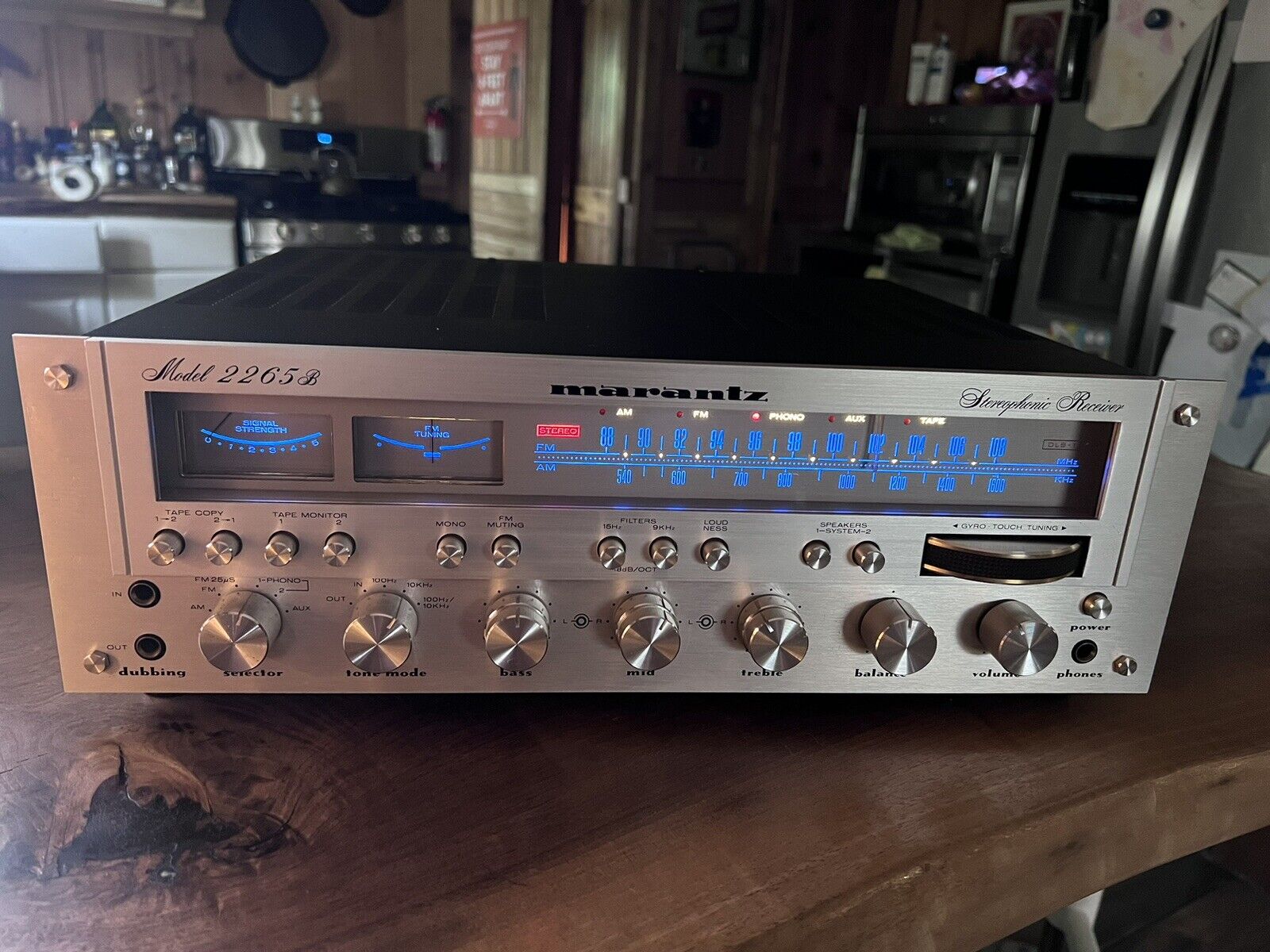 Exceptional Minty Marantz 2265B Professionally Maintained Receiver Sounds Great