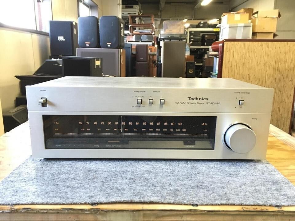 Technics ST-8044G FM/AM stereo tuner silver From japan AS-IS/For parts