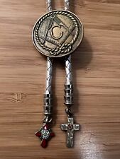 GRAND LODGE OF TEXAS MASONIC KNIGHTS TEMPLAR KCCH BOLO TIE A.F. & A.M. - B943 picture