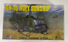 UH-1D Huey Gunship Military Helicopter Model Revell 5536 1:32 Sealed Box picture