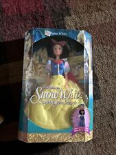 1992 Mattel, Disney's Snow White and the Seven Dwarfs, Snow White, NIB picture