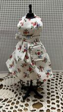 Dollhouse miniature apron 1:12 Scale picture