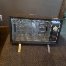 Vintage Titan Fan Forced Instant Heat electric heater - Model RT10A Works picture