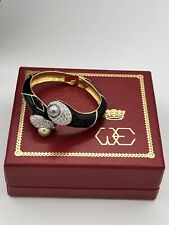 NIB Kenneth Jay Lane Treasures of the Duchess Black Enamel Pearl Bangle Bracelet picture
