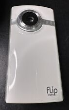 Pure Digital F230W Flip Video White Silver 1.5