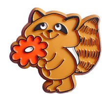 RARE Hallmark PIN Vintage RACCOON with FLOWER 1979 Plastic Brooch picture