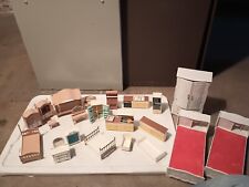 TOMY SMALLER HOMES DOLLHOUSE FURNITURE  HUGE LOT PLUS PIECES Of Vogue Gnny picture