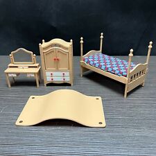 Vintage Tomy Smaller Homes Dollhouse Bed, Wardrobe, Vanity W/ 2 Missing Drawers picture