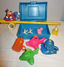 Vtg Rare Mattel Disney Fishing Pole & Tackle Box w/ Worm Goofy Toy Plastic picture