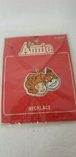 Vintage 1981 LITTLE ORPHAN ANNIE & DOG SANDY Necklace #5541 - SEALED Jewelry Toy picture