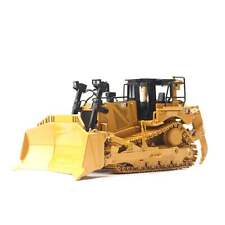 Caterpillar D8T 8U Blade Track Type Tractor 1:50 Scale Diecast Masters 85604 picture