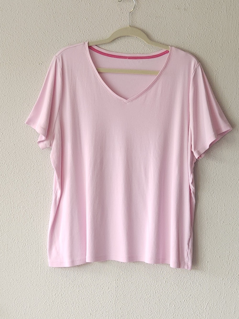 Talbots Pale Pink V-Neck Short Sleeve Tee PLUS SIZE PETITE 3XP Talbots Pale Pink V-Neck Short Sleeve Tee PLUS SIZE PETITE 3XP