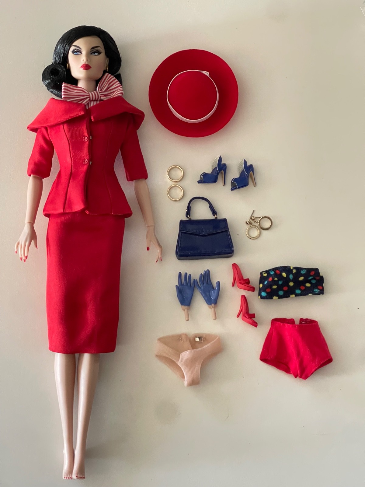 Lunch At 21 Victoire Roux Dressed Fashion Doll By Integrity Toys Lunch At 21 Victoire Roux Dressed Fashion Doll By Integrity Toys