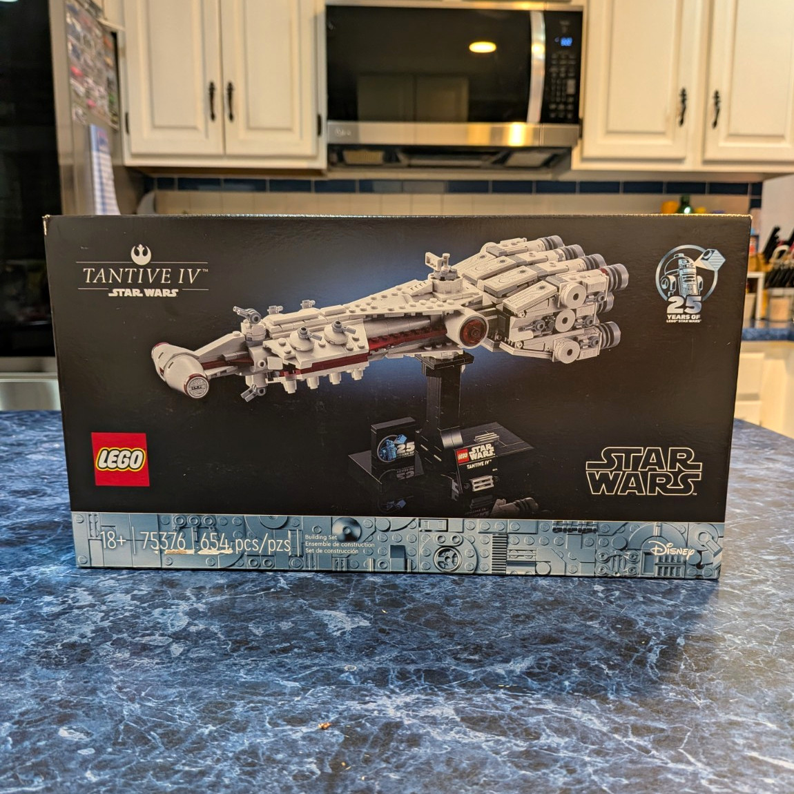LEGO Star Wars Tantive IV 75376 654pcs 18+ Complete Set w/ Box Display Stand LEGO Star Wars Tantive IV 75376 654pcs 18+ Complete Set w/ Box Display Stand