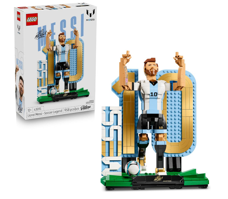 LEGO Editions Lionel Messi Soccer Legend 958 Pieces Collectible Set Authentic