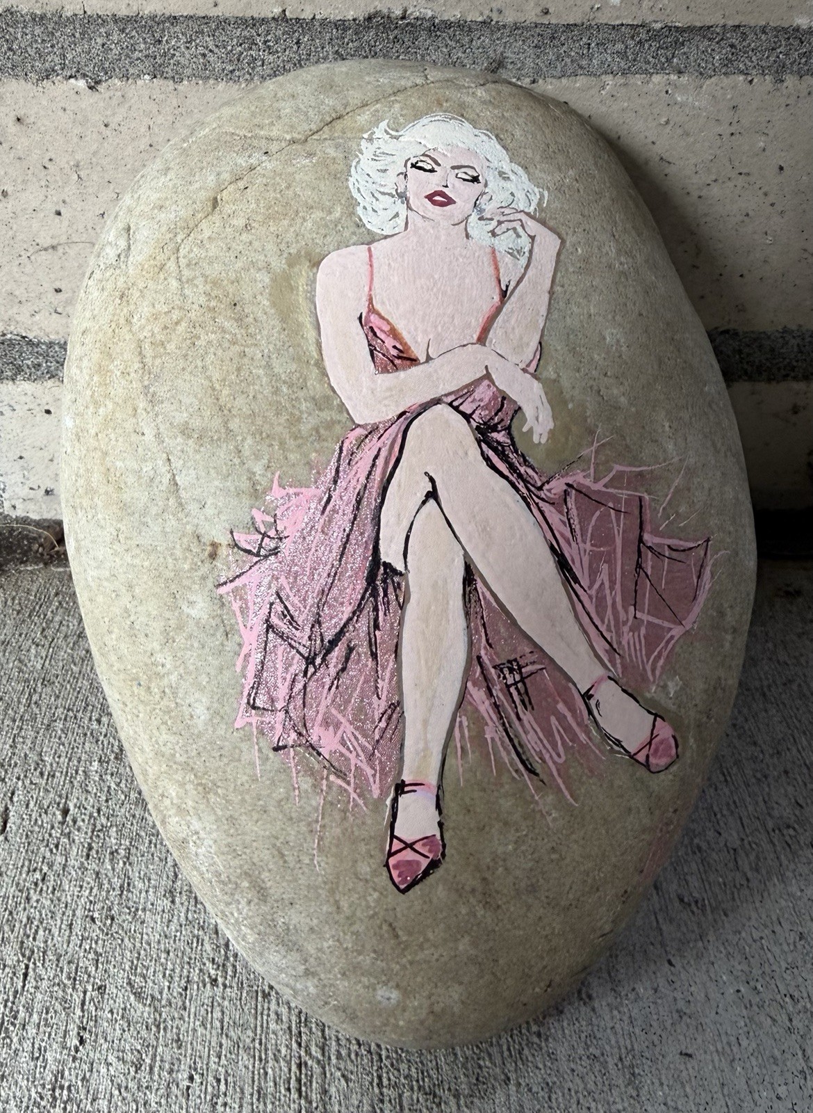 Marilyn Monroe Art Hand Painted On Rock Approx 8” X 5 1/2” X 3” Pink Metallics