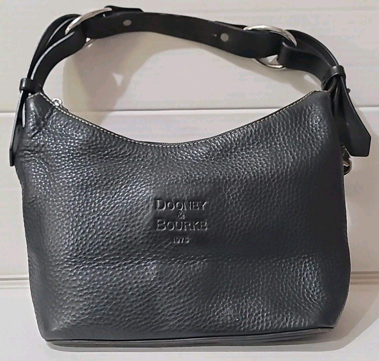 Vintage Dooney & Bourke Black Leather Hobo Style Purse 1975 - Great Condition 