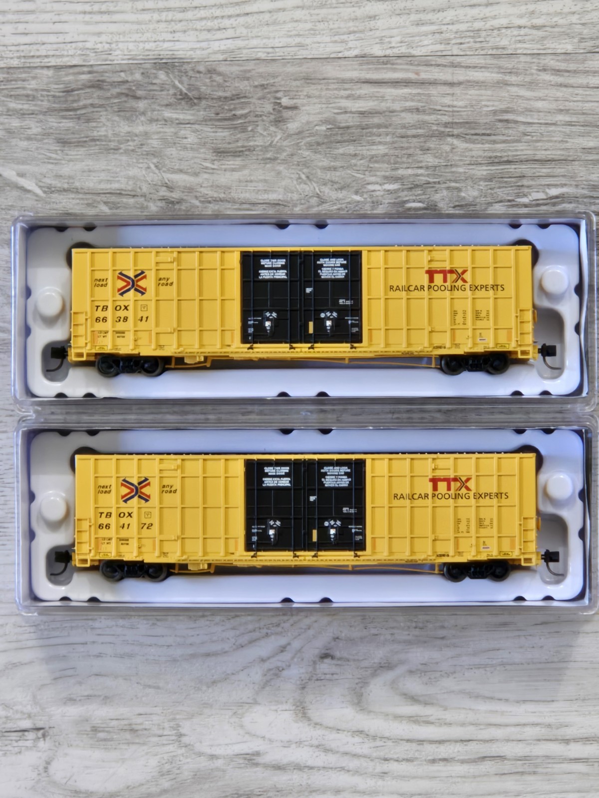 Atlas N-Scale Gunderson TTX 60' Double Door Box Cars (2) Atlas N-Scale Gunderson TTX 60' Double Door Box Cars (2)