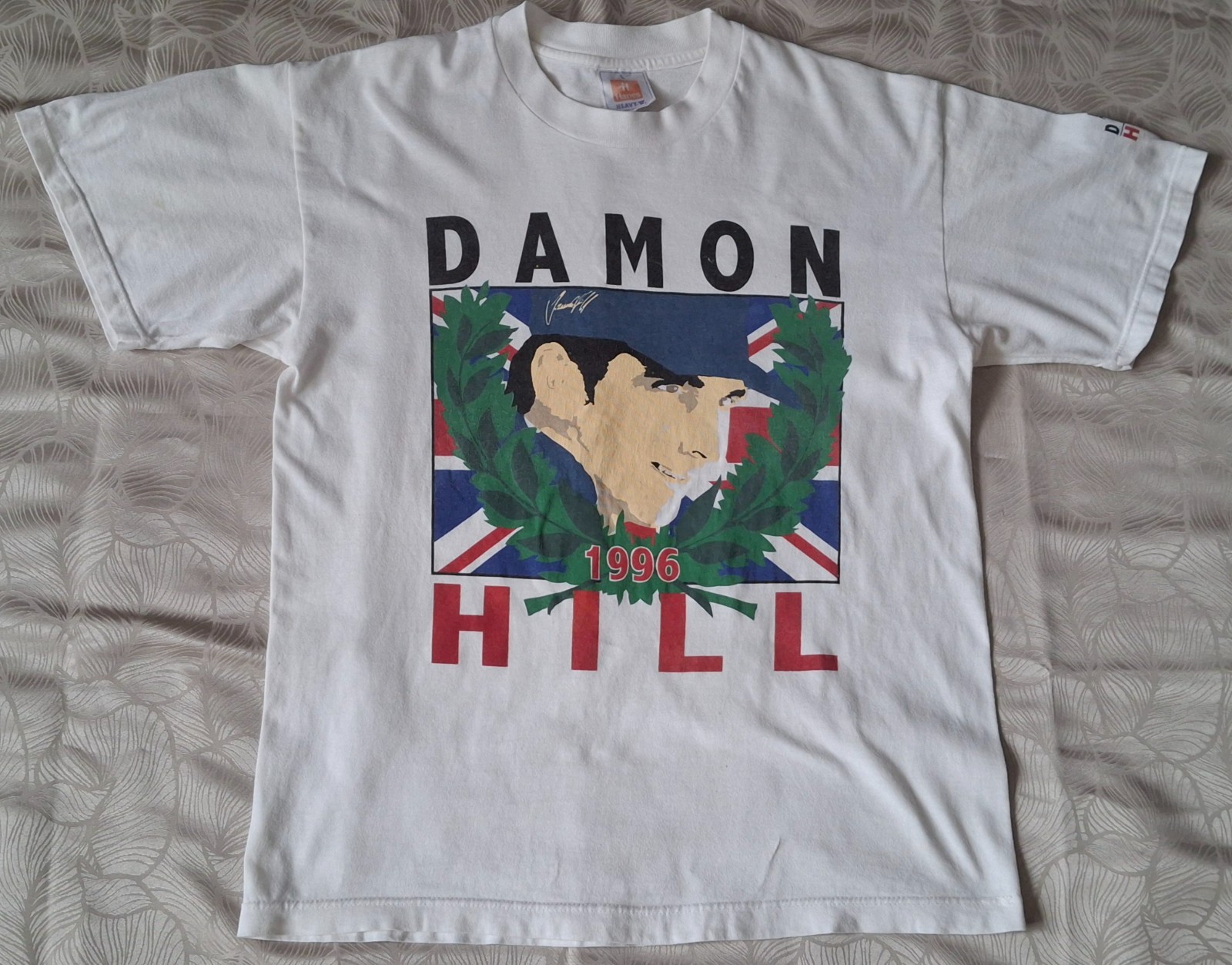 Vintage 1996 Damon Hill F1 Champion T-Shirt Hanes Heavy-W White Large Formula 1 Vintage 1996 Damon Hill F1 Champion T-Shirt Hanes Heavy-W White Large Formula 1
