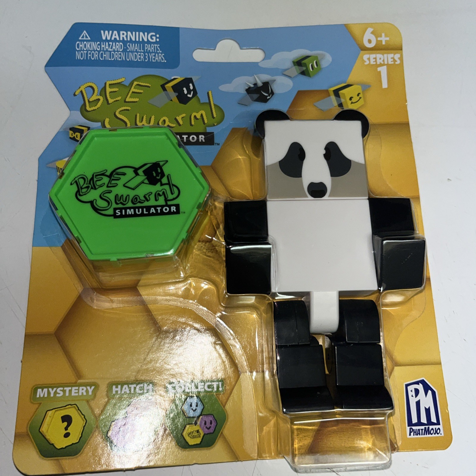 Panda Bear Action Figure Pack w/Mystery Bee & Honeycomb Case 5” Articulated NEW Panda Bear Action Figure Pack w/Mystery Bee & Honeycomb Case 5” Articulated NEW