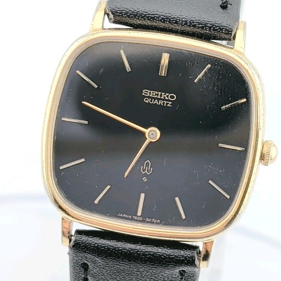 Seiko Chariot Square Gold Tone Black Wristwatch Pre-Owned Japan Analog Display