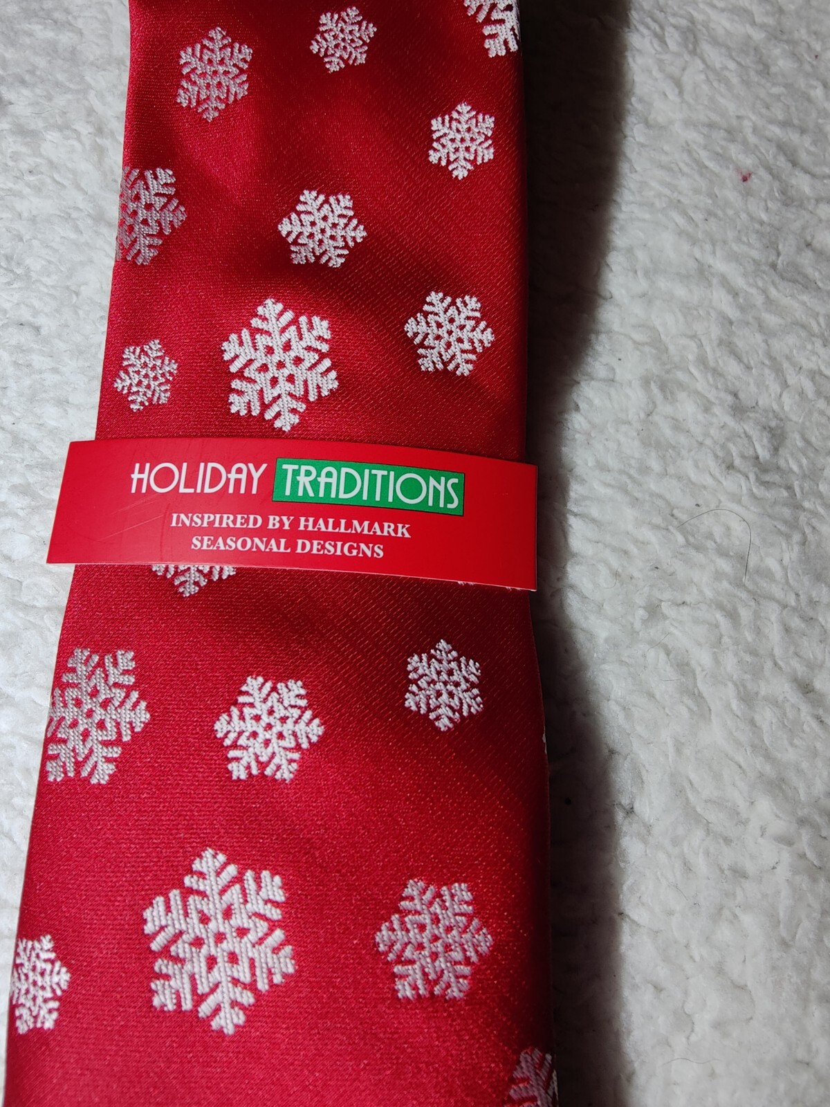 Holiday Traditions Snowflake Print Red White Tie NWT