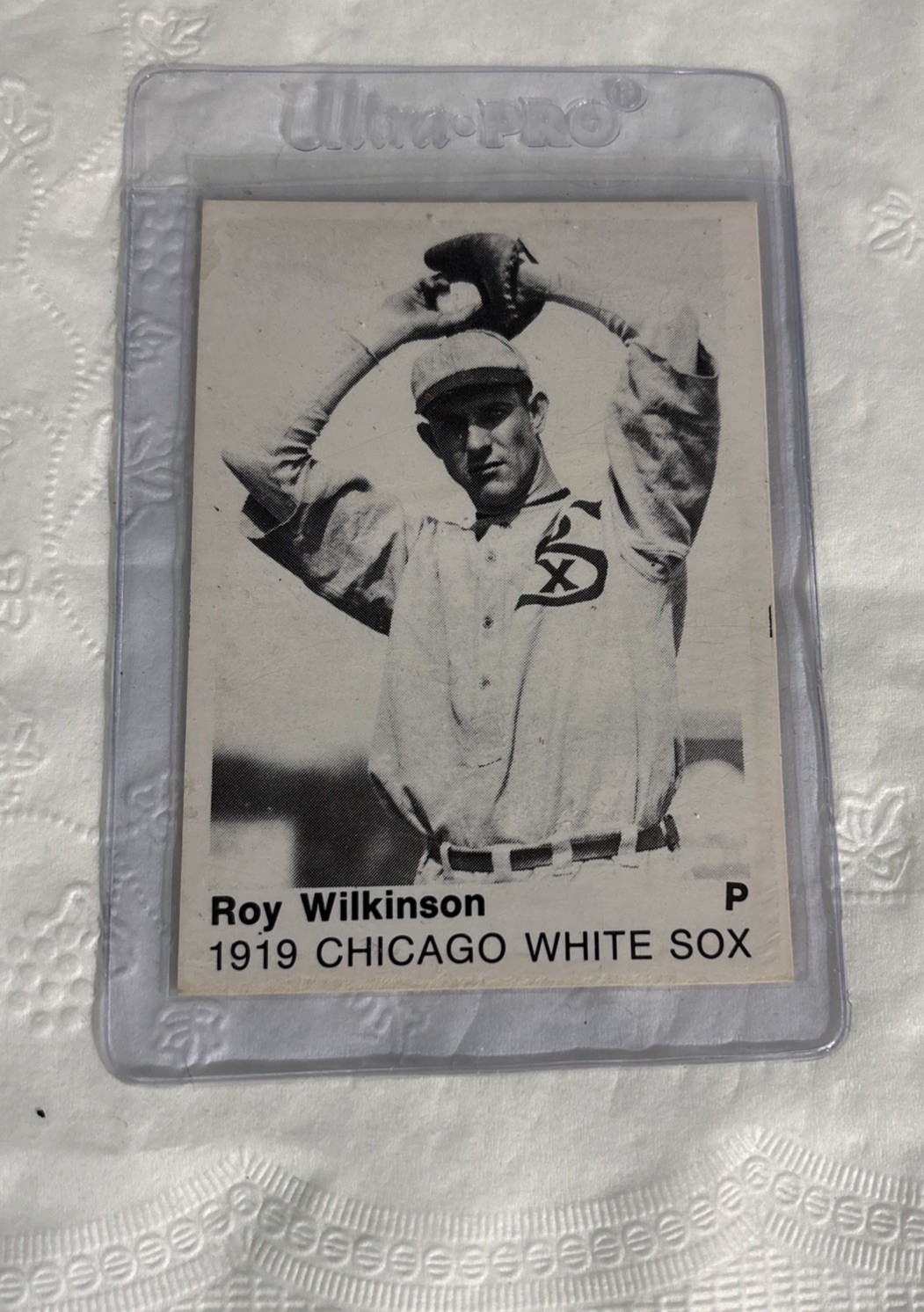 ROY WILKINSON 1975 TCMA 1919 CHICAGO WHITE SOX / BLACK SOX VINTAGE BASEBALL CARD ROY WILKINSON 1975 TCMA 1919 CHICAGO WHITE SOX / BLACK SOX VINTAGE BASEBALL CARD