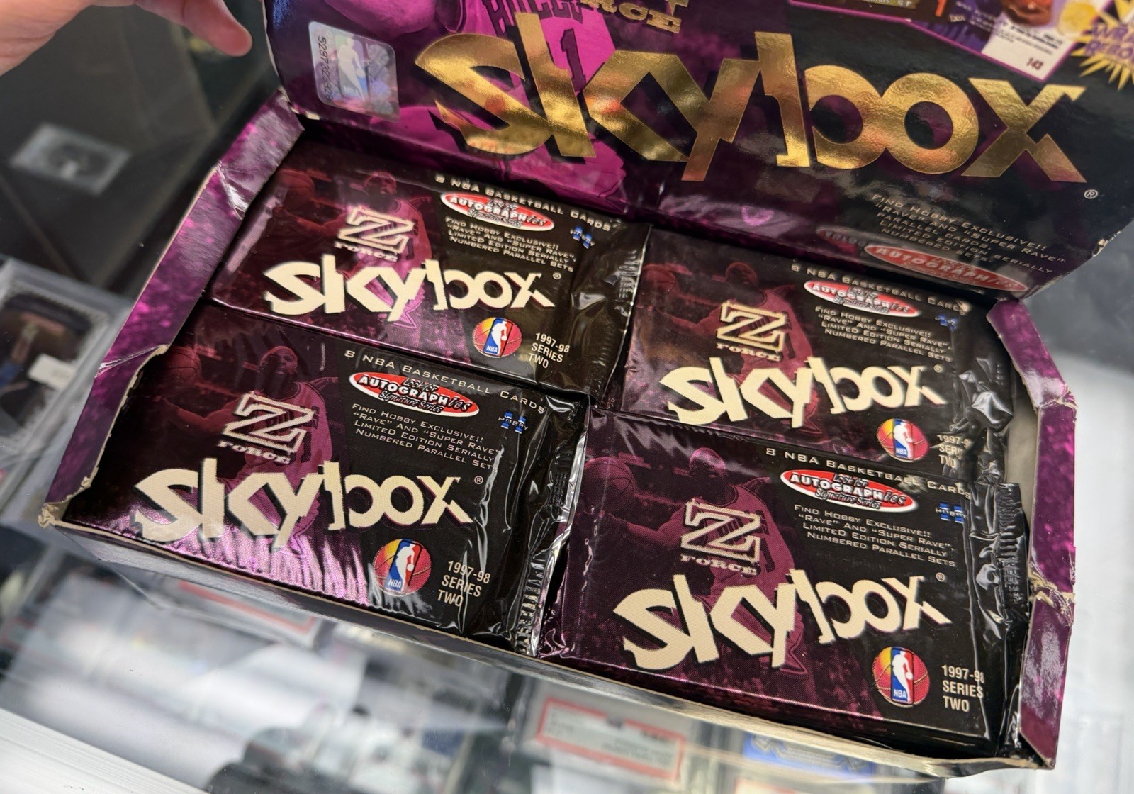 97/98 Series 2 Z Force Skybox Basketball Card Factory Sealed Pack From Hobby Box 97/98 Series 2 Z Force Skybox Basketball Card Factory Sealed Pack From Hobby Box