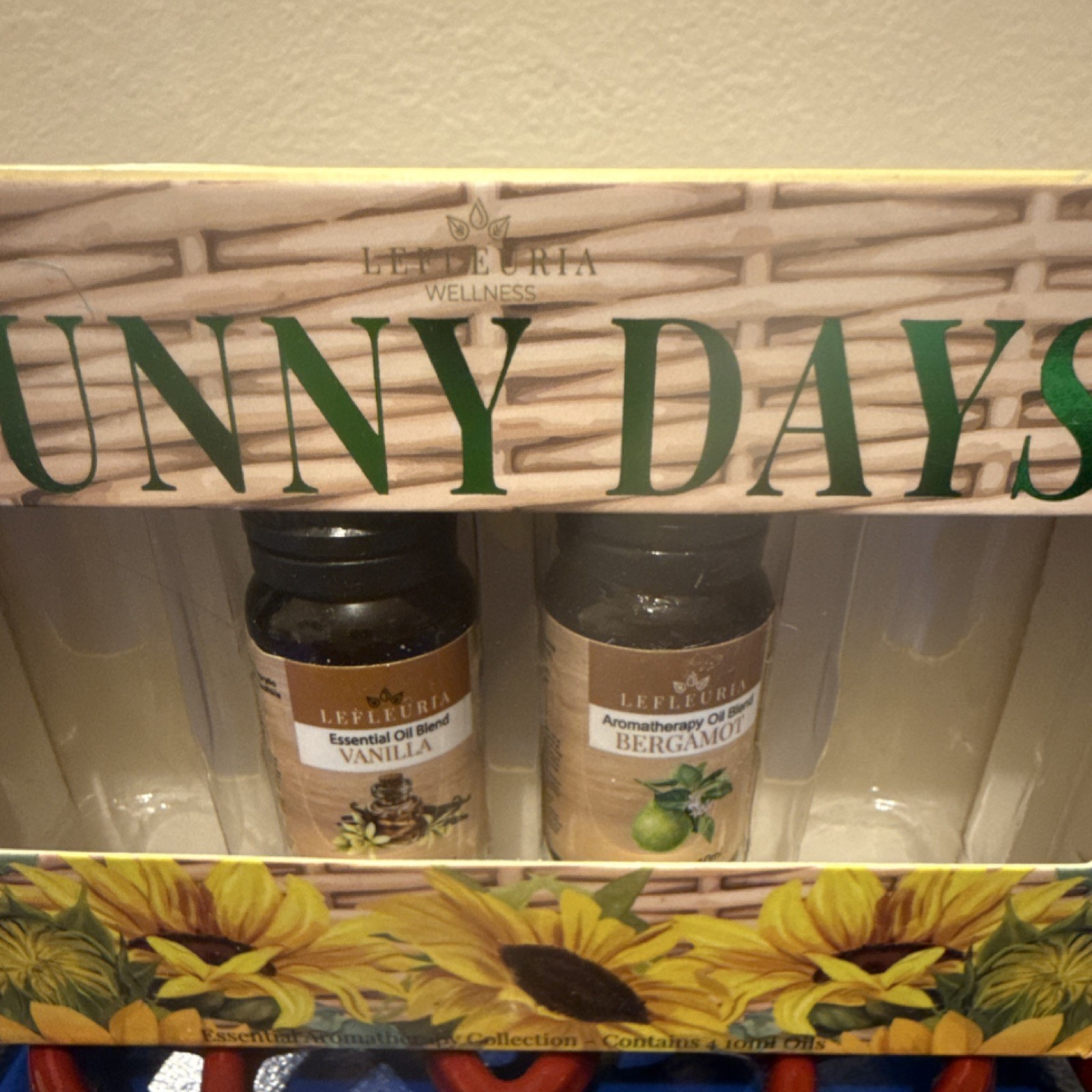 Lefleuria Wellness Sunny Days Essential Oil Blend Vanilla & Bergamot 2x10ml Lefleuria Wellness Sunny Days Essential Oil Blend Vanilla & Bergamot 2x10ml