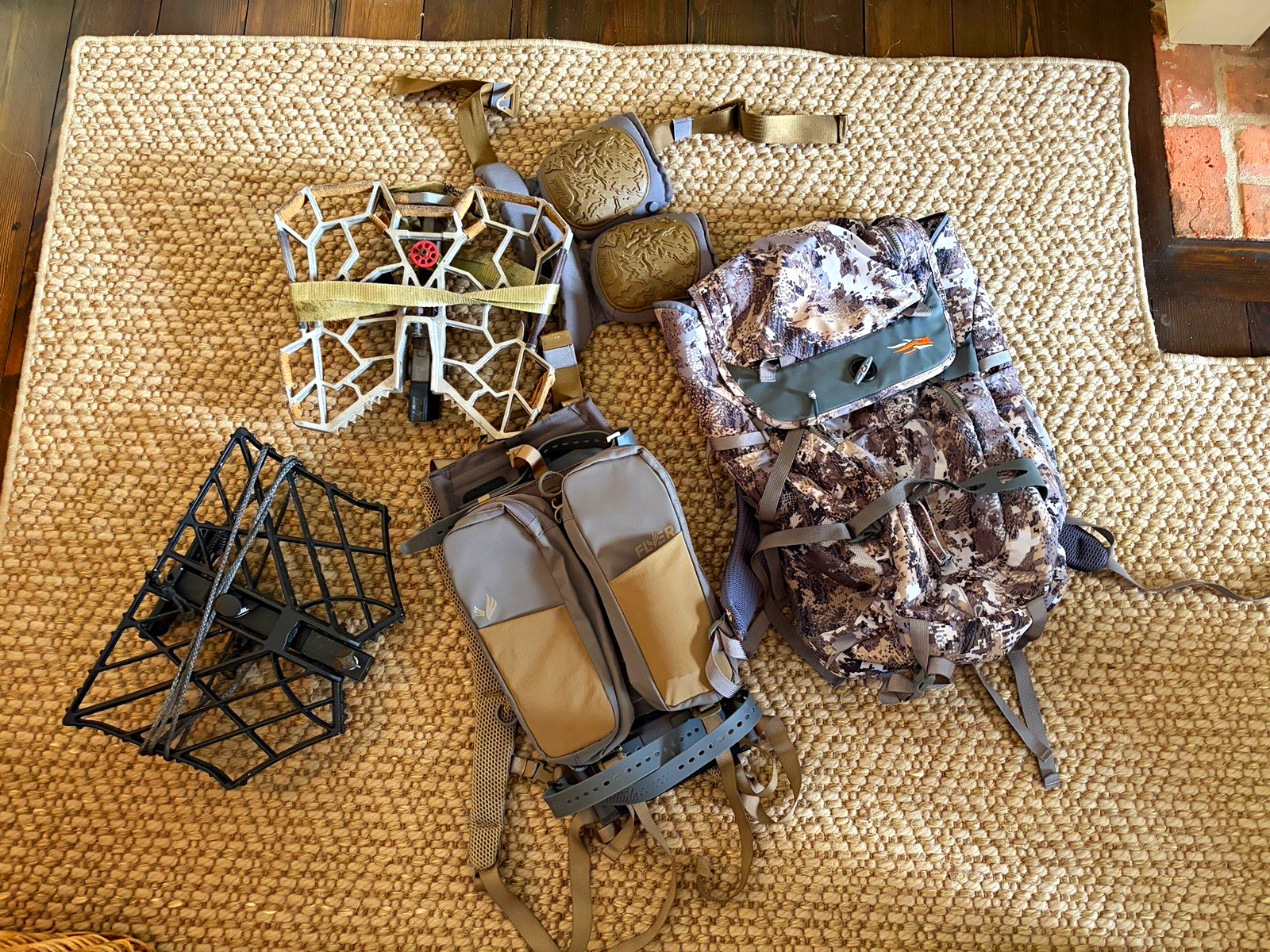 Sitka tool bucket, Predator platform, Flyer backpack, Trophy line Onyx Platform