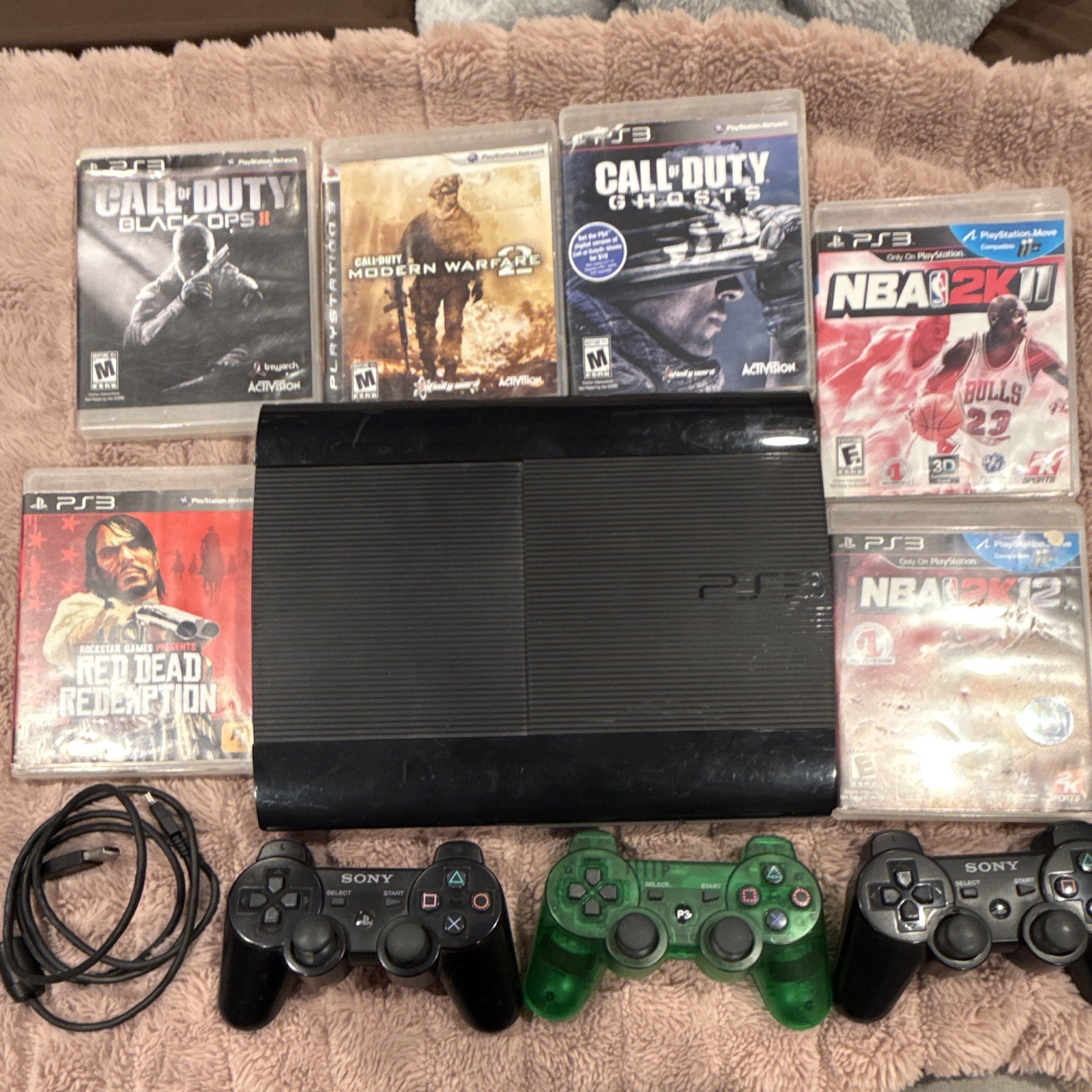 Sony PS3 Super Slim CECH-4201A 500GB Black w/3 Controllers, 6 untested Games