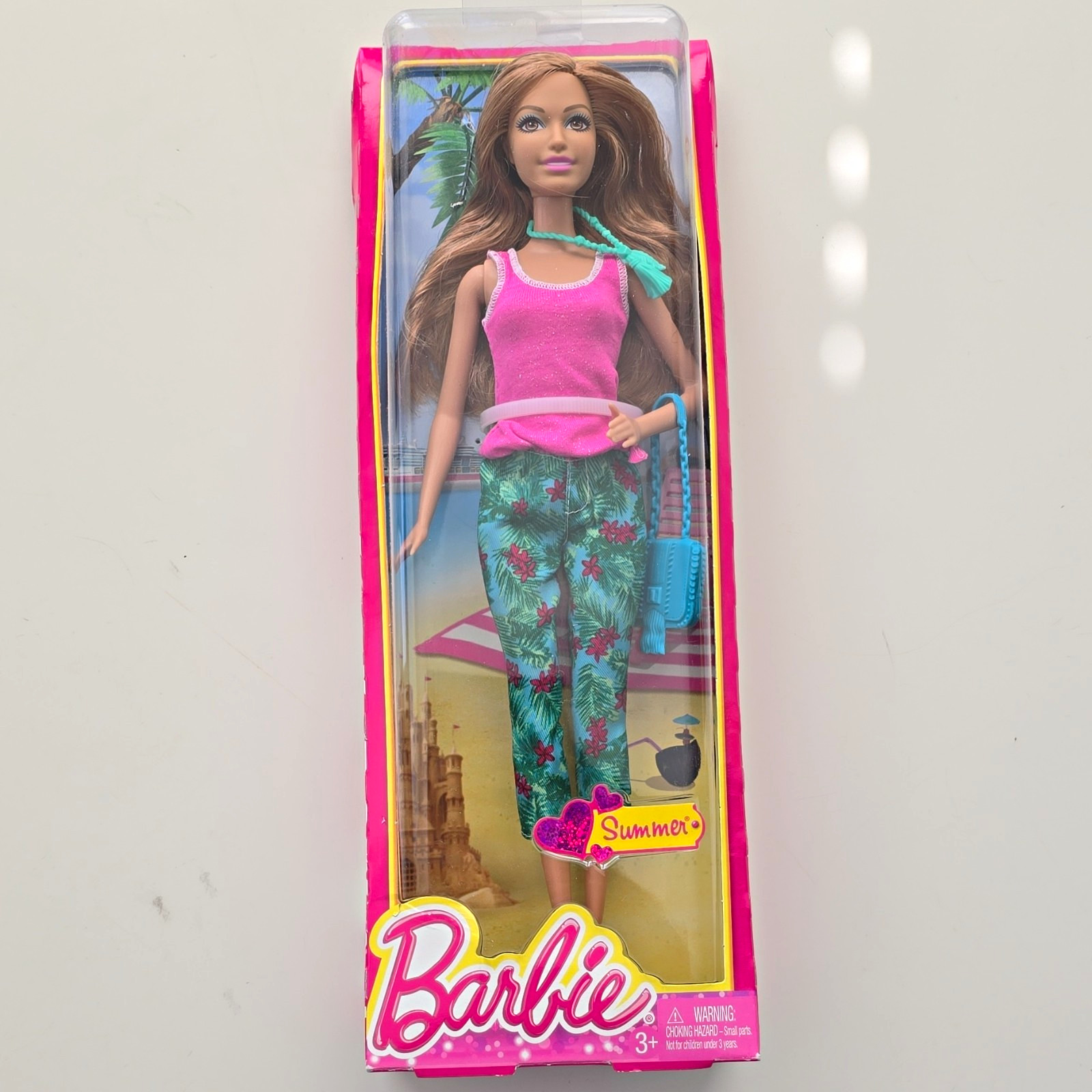 Mattel Barbie & Friends Barbie Fashion Doll Unopened w/ Outfit Acc BHY15 2010s