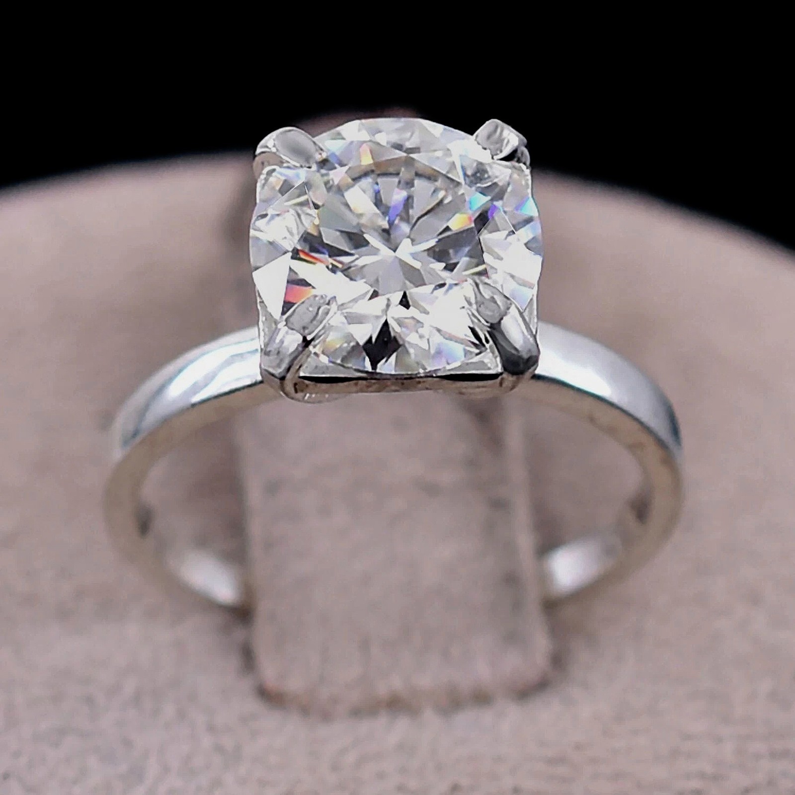 2.50Cts. Round Shape White Diamond Ring In 925 Sterling Silver  - Tariffs Free