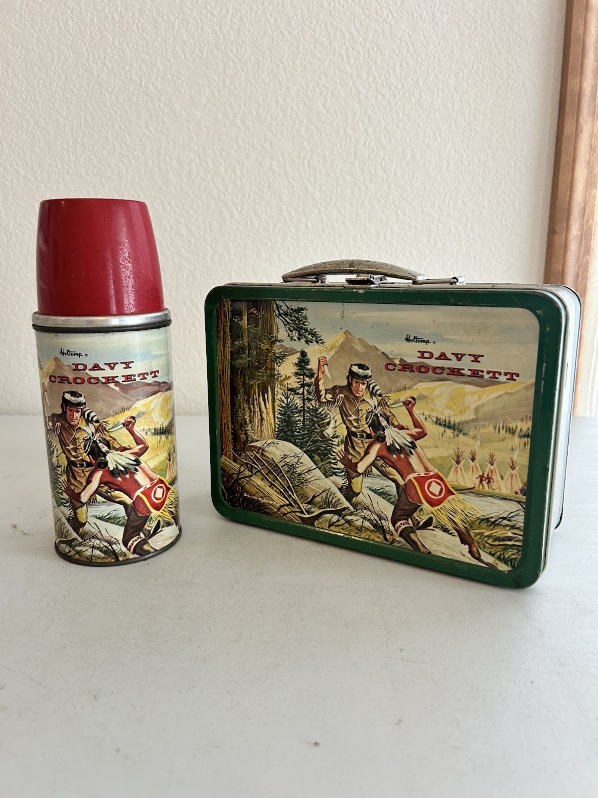 Vintage 1955 Davy Crockett metal lunchbox and matching thermos by Holtemp