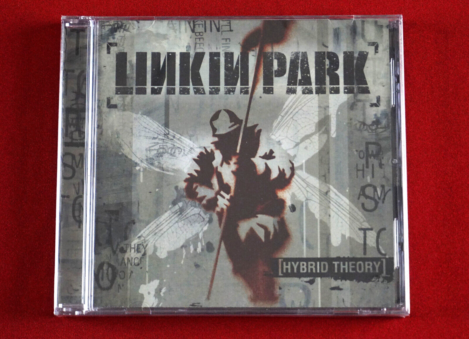 Linkin Park Hybrid Theory CD Papercut Runaway Crawling One Step Closer NEWSealed Linkin Park Hybrid Theory CD Papercut Runaway Crawling One Step Closer NEWSealed