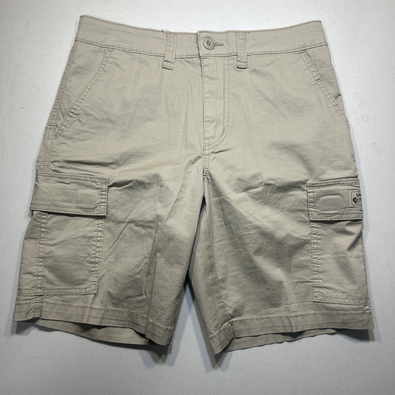 UNIONBAY Men\'s Relaxed Fit Cargo Shorts Tan NWT Size 30 UNIONBAY Men\'s Relaxed Fit Cargo Shorts Tan NWT Size 30