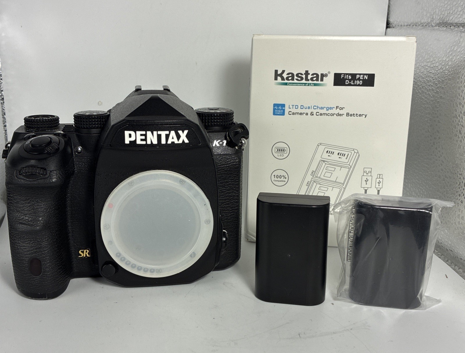 Pentax K-1 MarkII 36.4MP Digital SLR Camera*READ DESCRIPTION* batts+charger READ