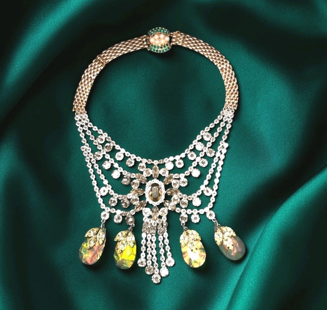 Rare MAWI London Gorgeous Statement Necklace Swarovski Crystals gems Sparkle
