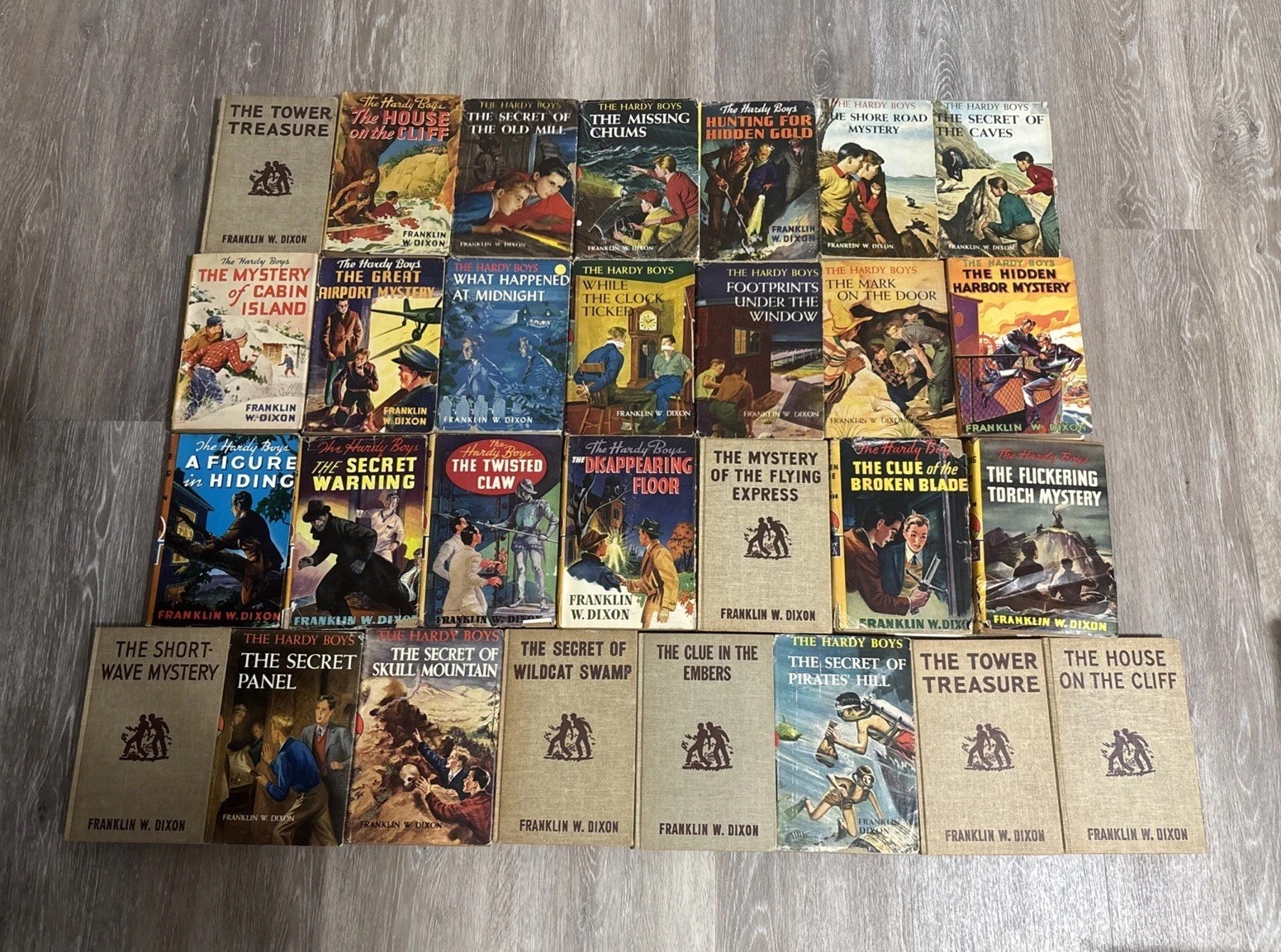 Vintage Lot of 29 Hardy Boys Books - Most w/DJs Vintage Lot of 29 Hardy Boys Books - Most w/DJs