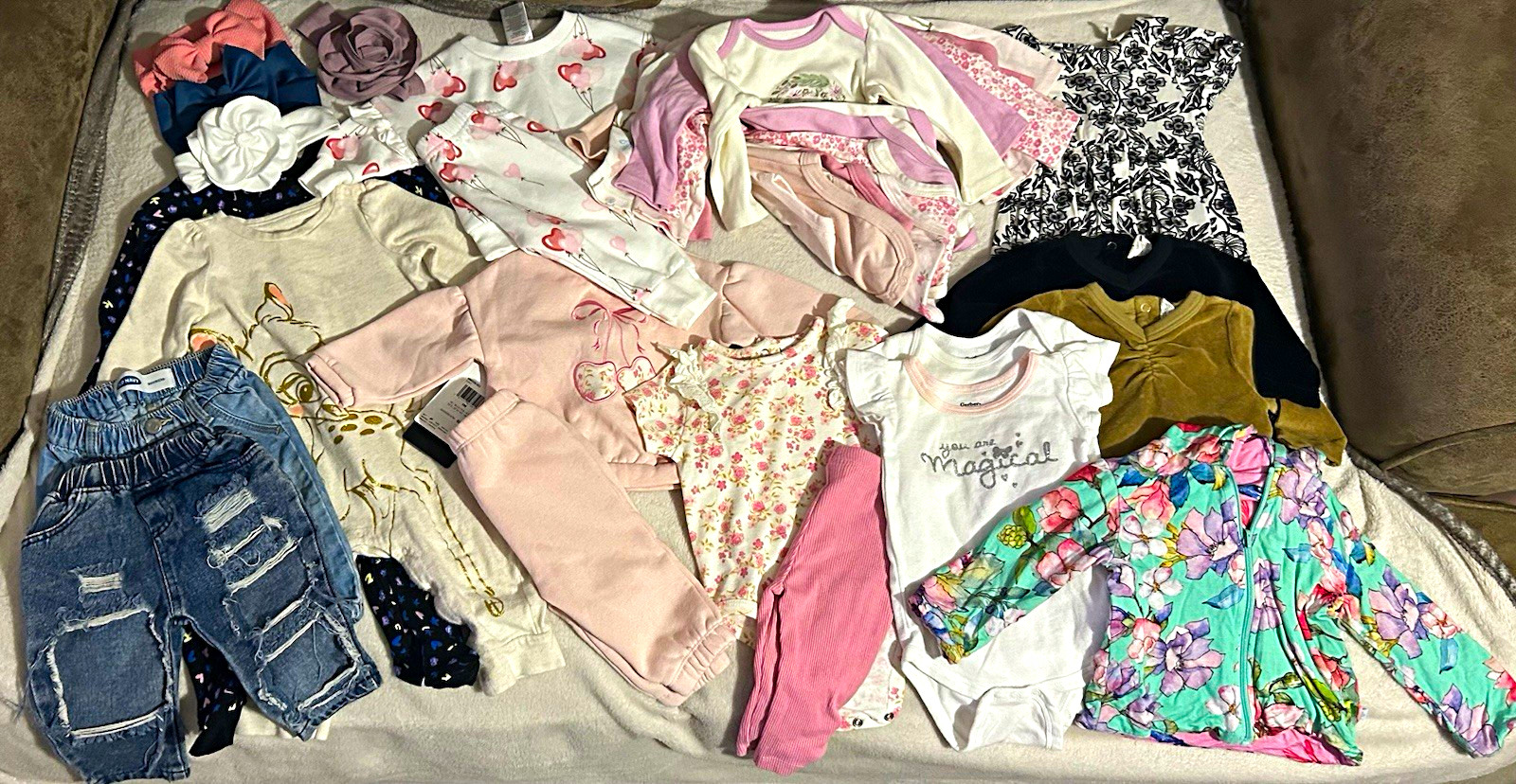 28 piece Mixed Brands Baby Girl 3-6M winter Clothing lot. Posh peanut Kate Quinn