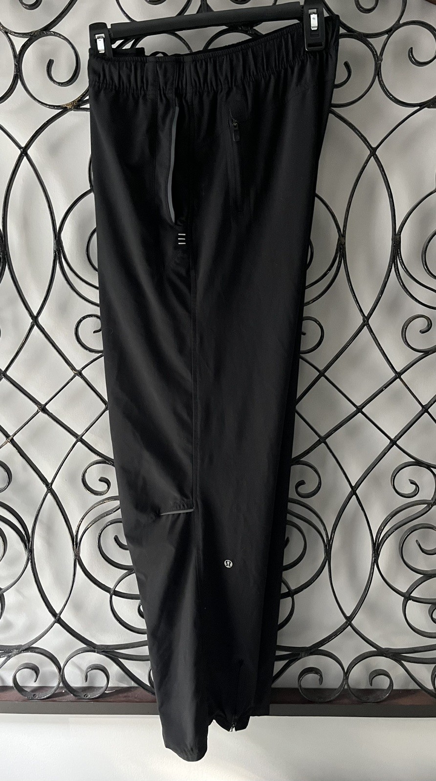 Lululemon Men’s Black Jogger Pants M Straight Drawstring Pockets Zip Ankles Lululemon Men’s Black Jogger Pants M Straight Drawstring Pockets Zip Ankles