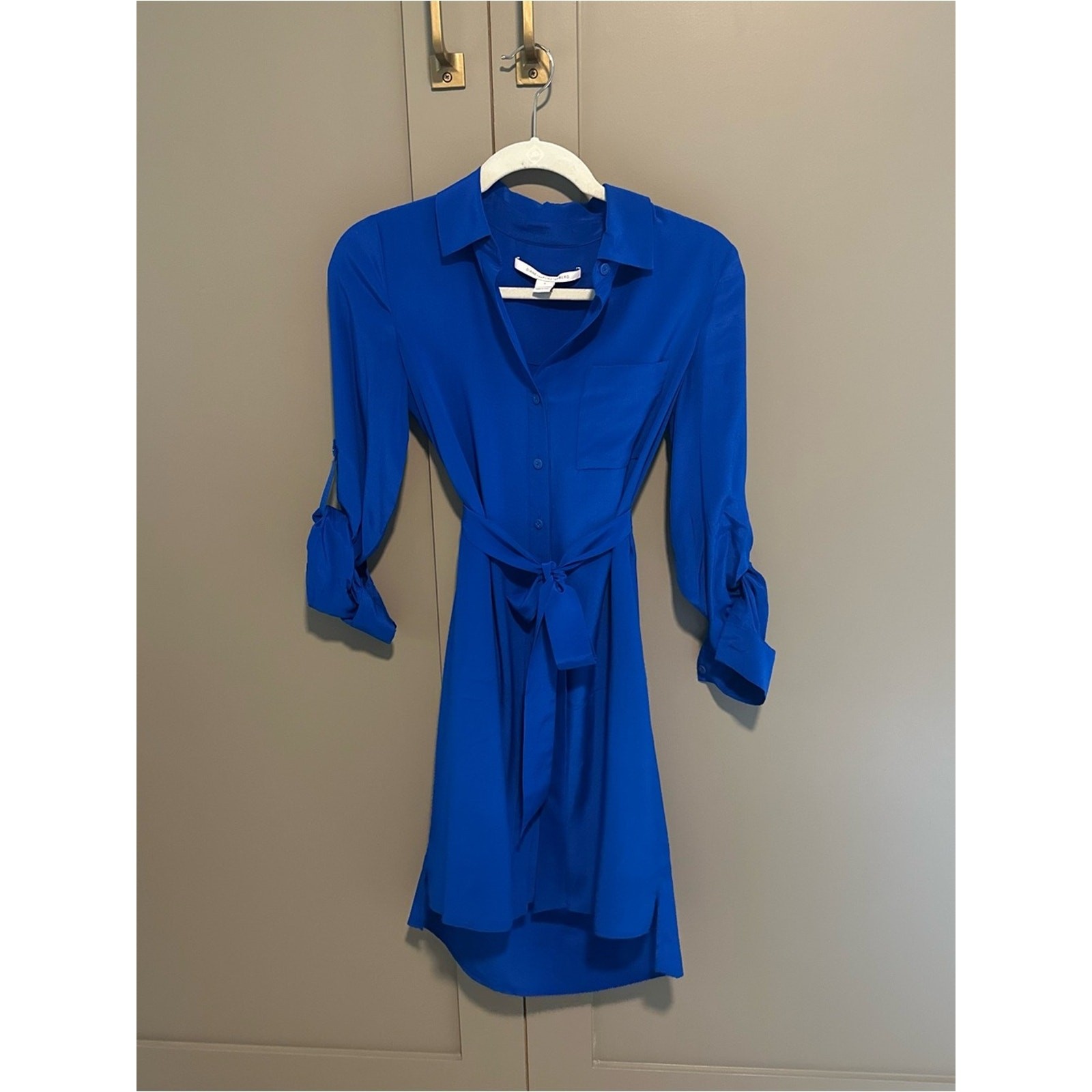 Diane Von Furstenberg 100% silk dress size 2