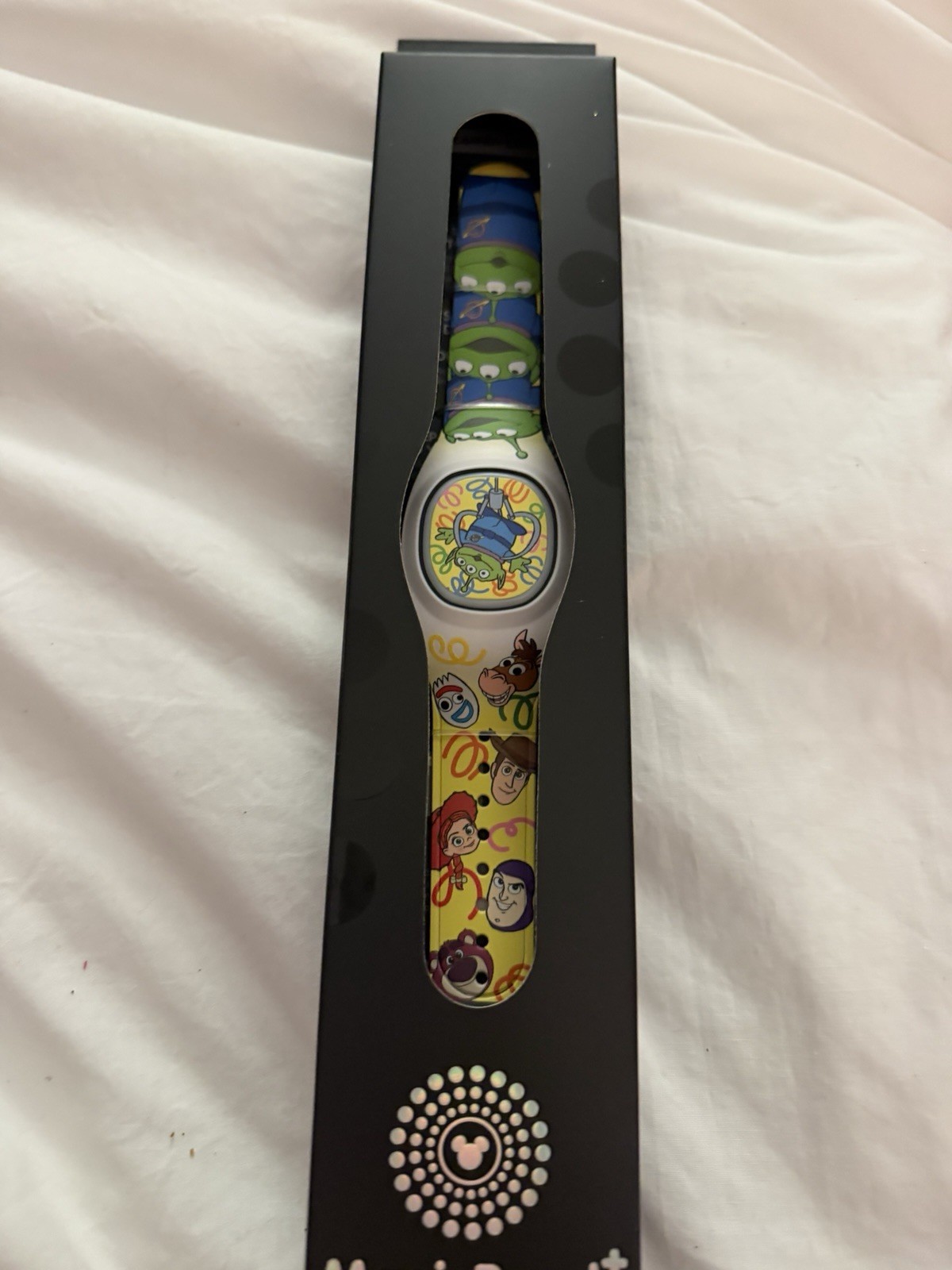 NEW 2026 Disney Parks Magic Band Plus + Pixar Toy Story Alien UNLINKED W/Cable NEW 2026 Disney Parks Magic Band Plus + Pixar Toy Story Alien UNLINKED W/Cable