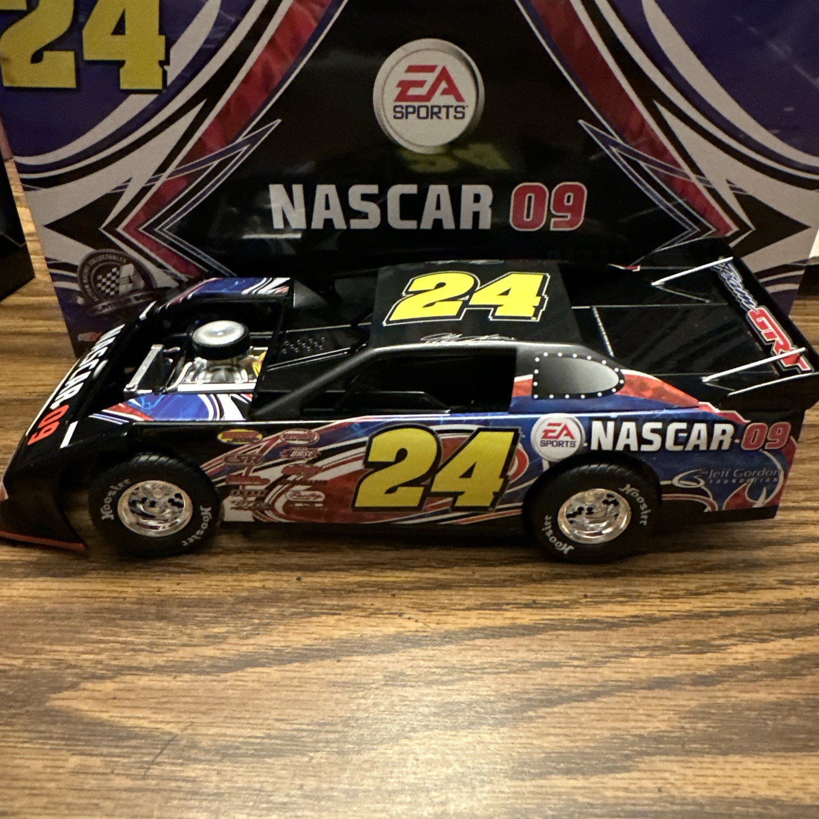 Jeff Gordon 2008 #24 NASCAR 09 Late Model Prelude Dirt 1/24 ADC Eldora Jeff Gordon 2008 #24 NASCAR 09 Late Model Prelude Dirt 1/24 ADC Eldora