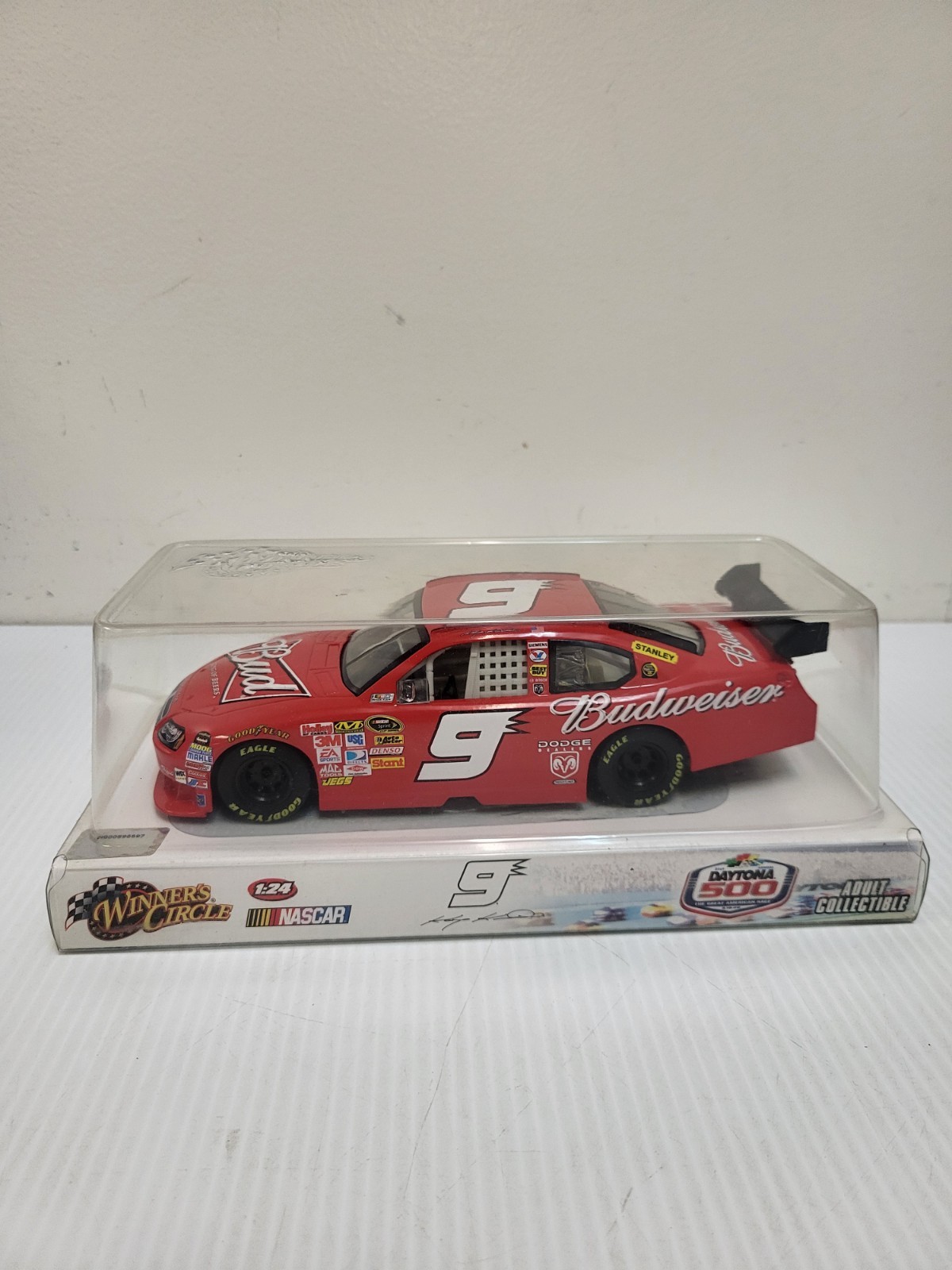 Winners Circle 1:24 Kasey Kahne 9 Budweiser Daytona 500 Winners Circle 1:24 Kasey Kahne 9 Budweiser Daytona 500